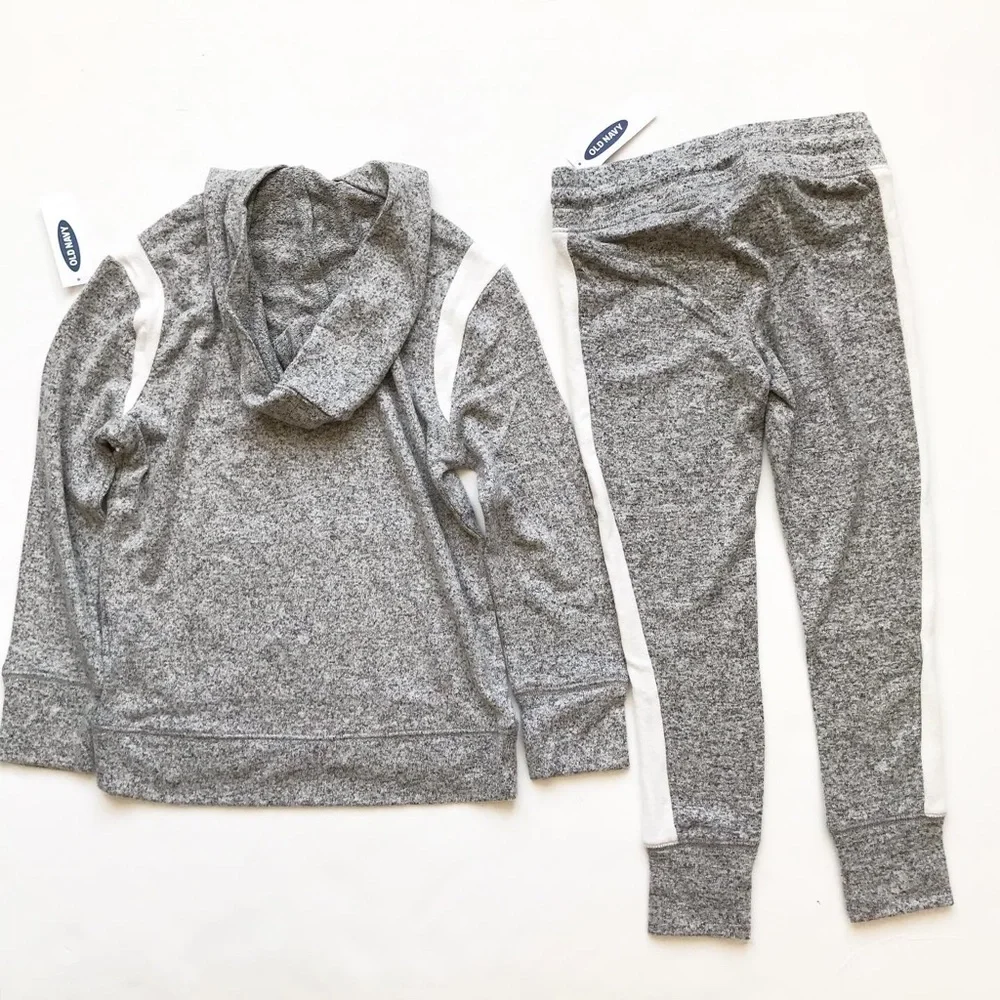 Old Navy NWT plush hoodie/jogger sets XS(5T)/S(6Y)
